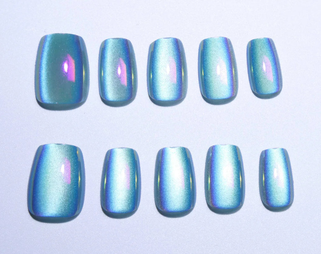 Teal Blue Cat Eye