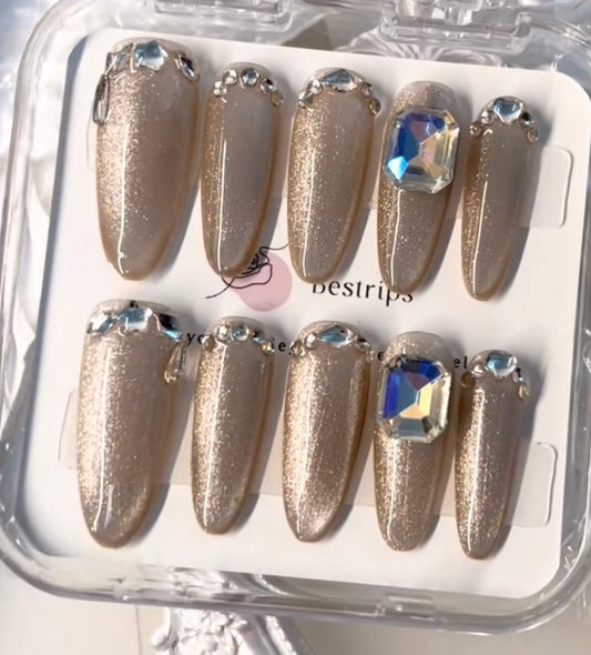Champagne Cat Eye