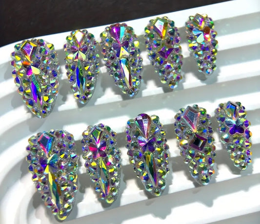 Iridescent Rhinestone ￼